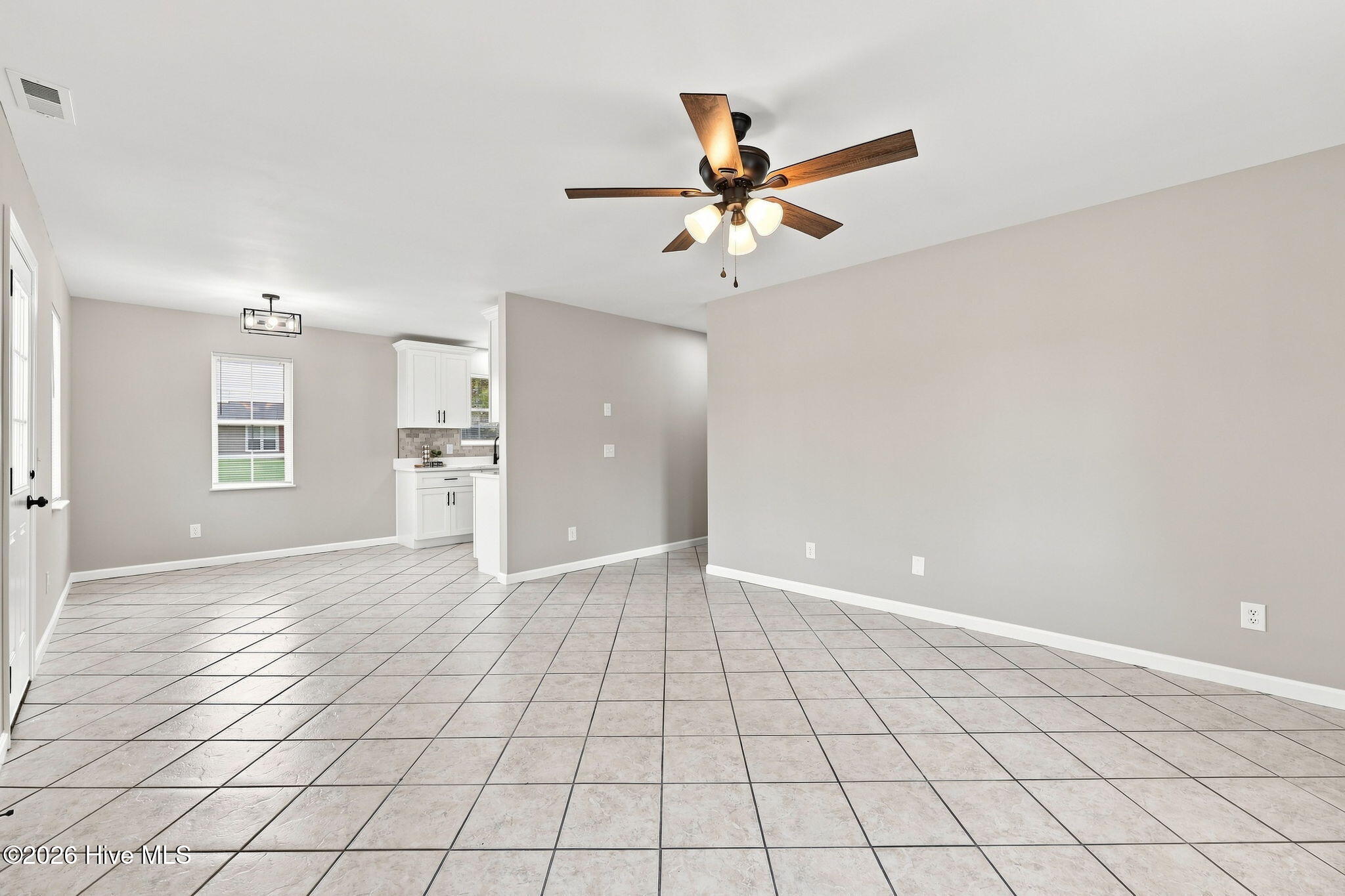 636 Hill Rd Circle Ayden, NC 28513 - Photo 6 of 25 Gallery Image 6
