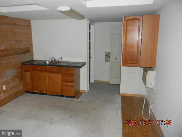 240 Haverton Road Arnold, MD 21012 - Photo 17 of 18 Guest House Kitchen