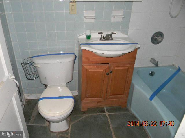 Bath (Master)