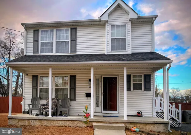 $325,000 | 1690 Swedesboro Avenue, Paulsboro, NJ 08066