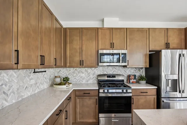 $509,900 | 322 Timberleaf Circle, Roselle, IL 60172