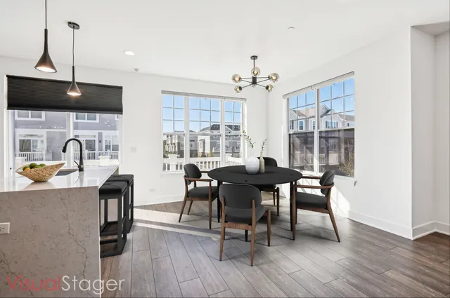 $509,900 | 322 Timberleaf Circle, Roselle, IL 60172