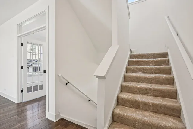 $509,900 | 322 Timberleaf Circle, Roselle, IL 60172