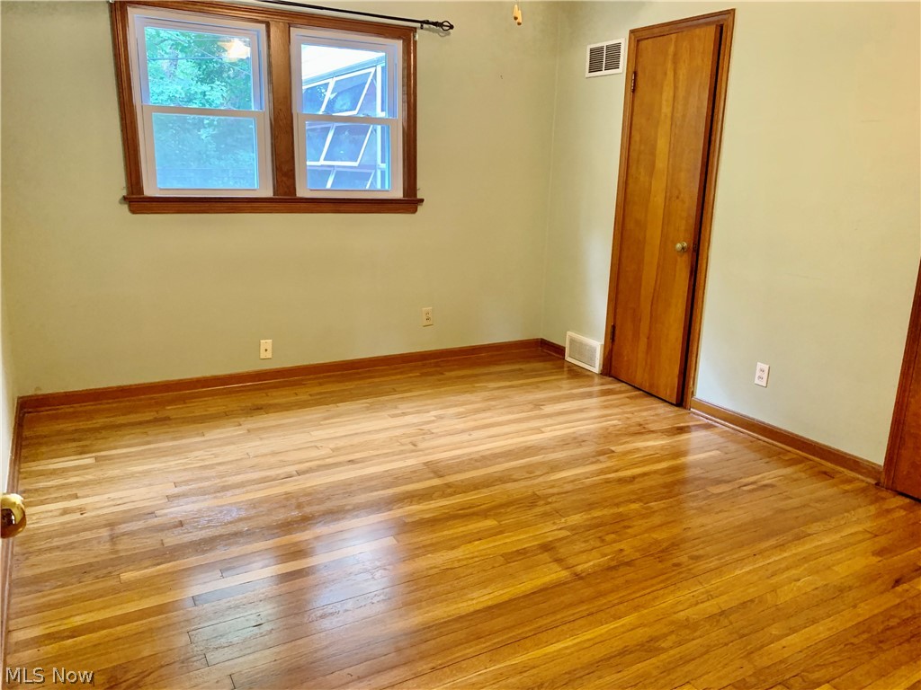 4345 Garwood Road Cleveland, OH 44109 - Photo 9 of 33 Gallery Image 9