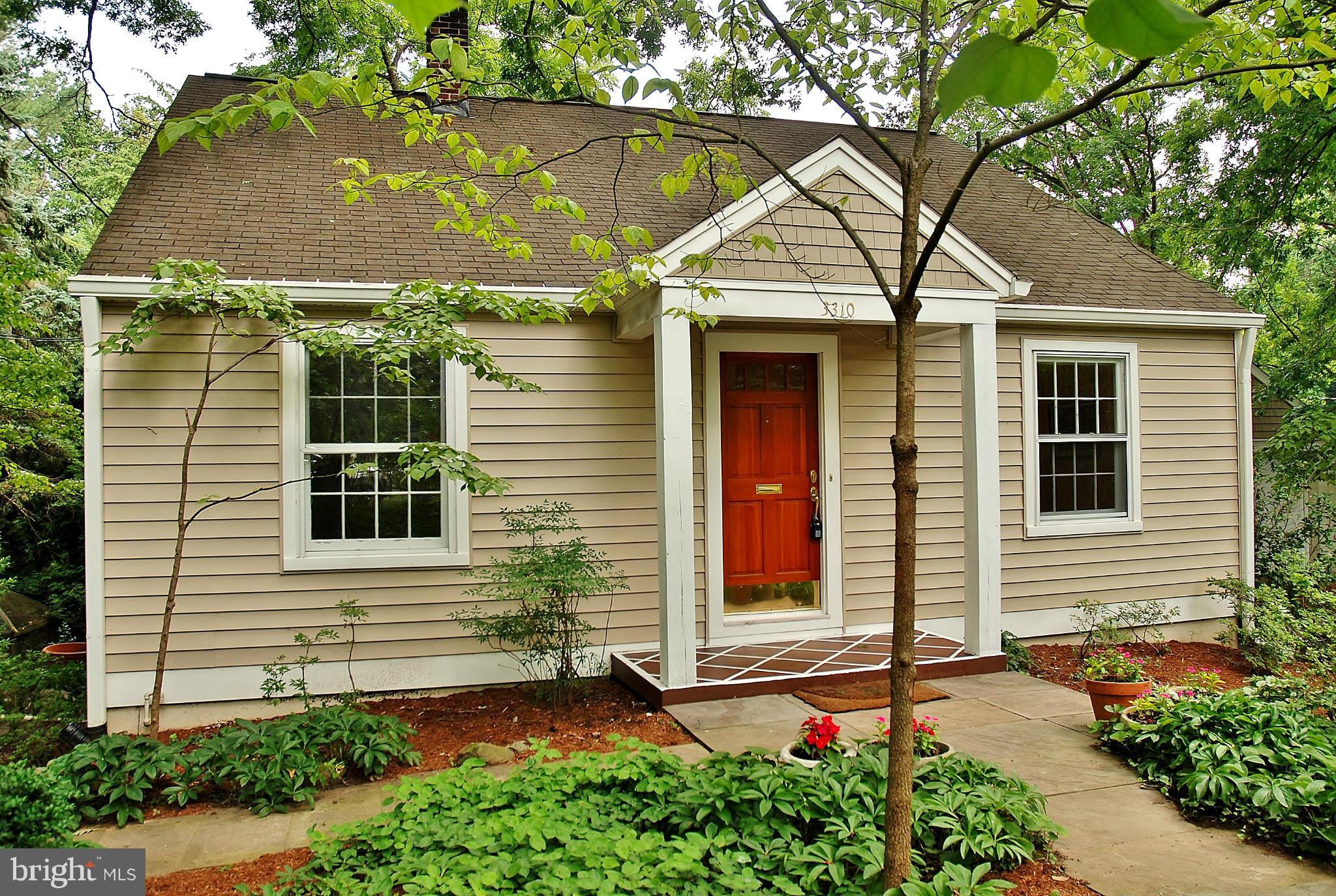 3310 Edgewood Road Kensington, MD 20895 - Photo 1 of 28 Exterior (Front)