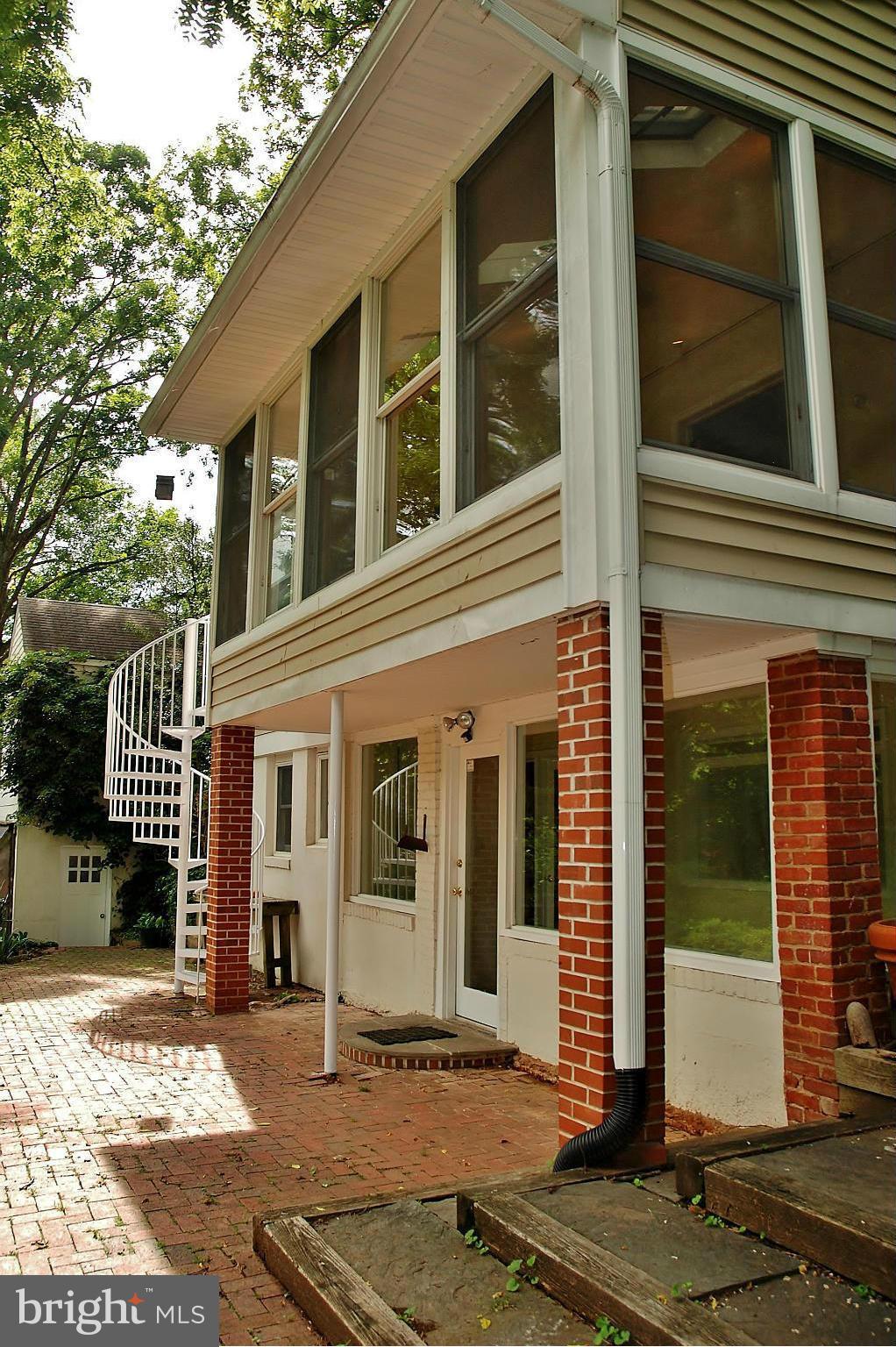 3310 Edgewood Road Kensington, MD 20895 - Photo 25 of 28 Exterior (Rear)