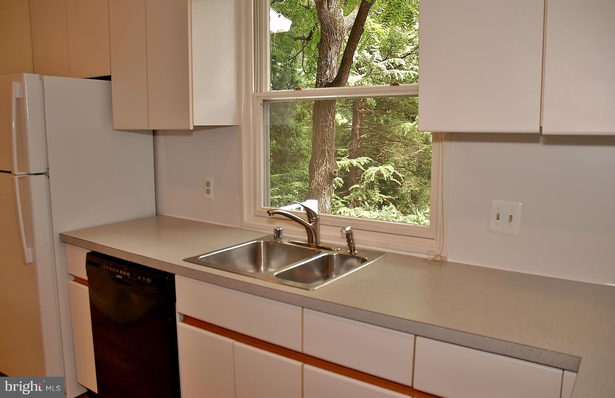 3310 Edgewood Road Kensington, MD 20895 - Photo 7 of 28 Kitchen