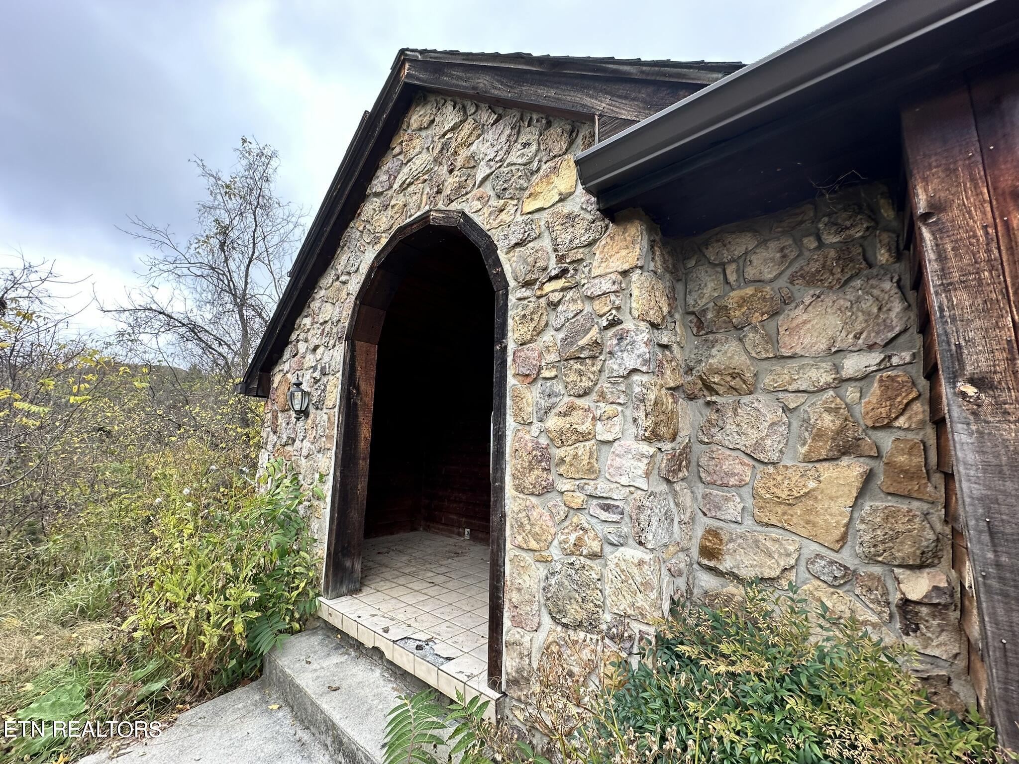 243 Iris Drive Harrogate, TN 37752 - Photo 12 of 54 IMG_5058