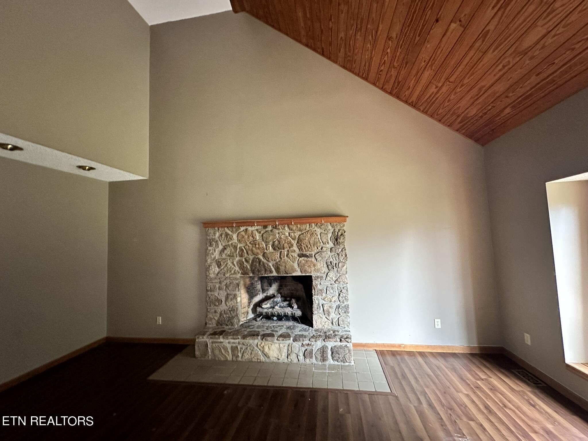 243 Iris Drive Harrogate, TN 37752 - Photo 18 of 54 IMG_5064