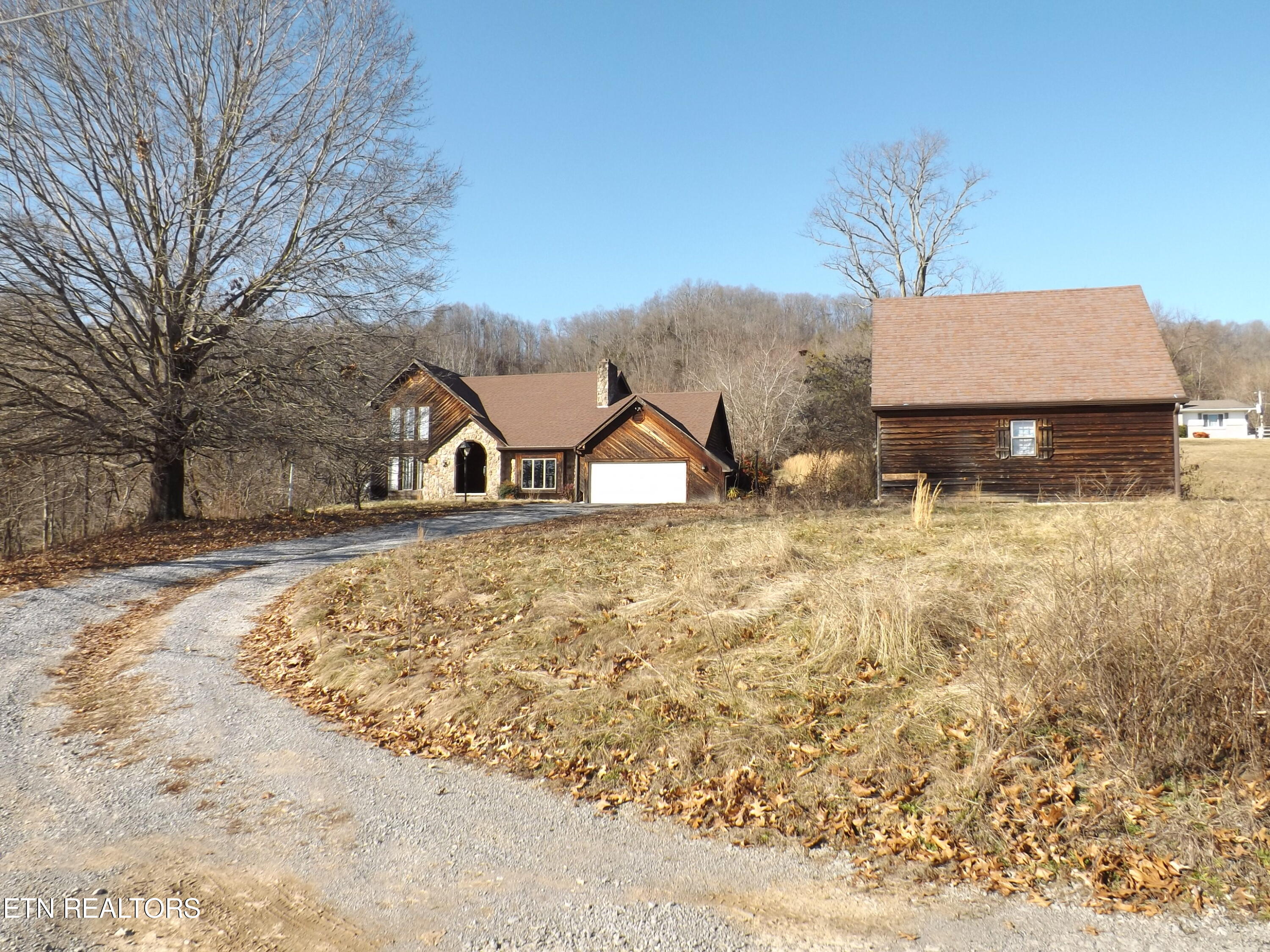 243 Iris Drive Harrogate, TN 37752 - Photo 2 of 54 DSCF1503