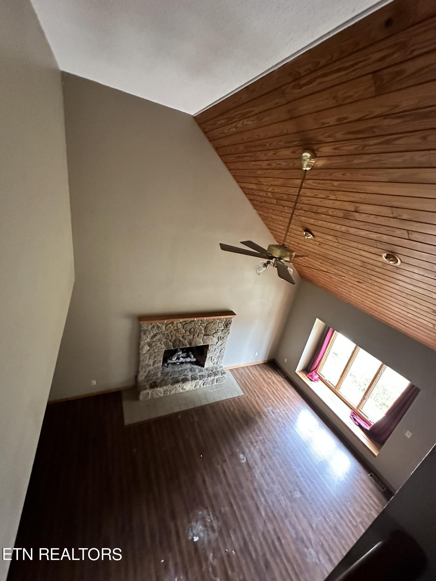 243 Iris Drive Harrogate, TN 37752 - Photo 28 of 54 IMG_5084