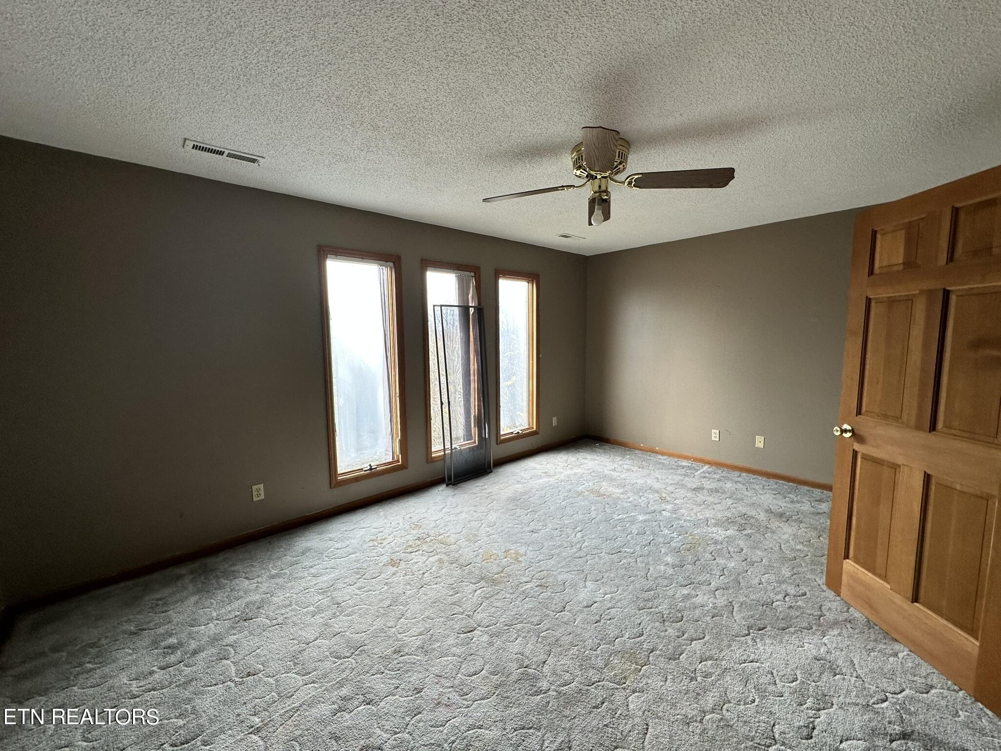 243 Iris Drive Harrogate, TN 37752 - Photo 29 of 54 IMG_5089