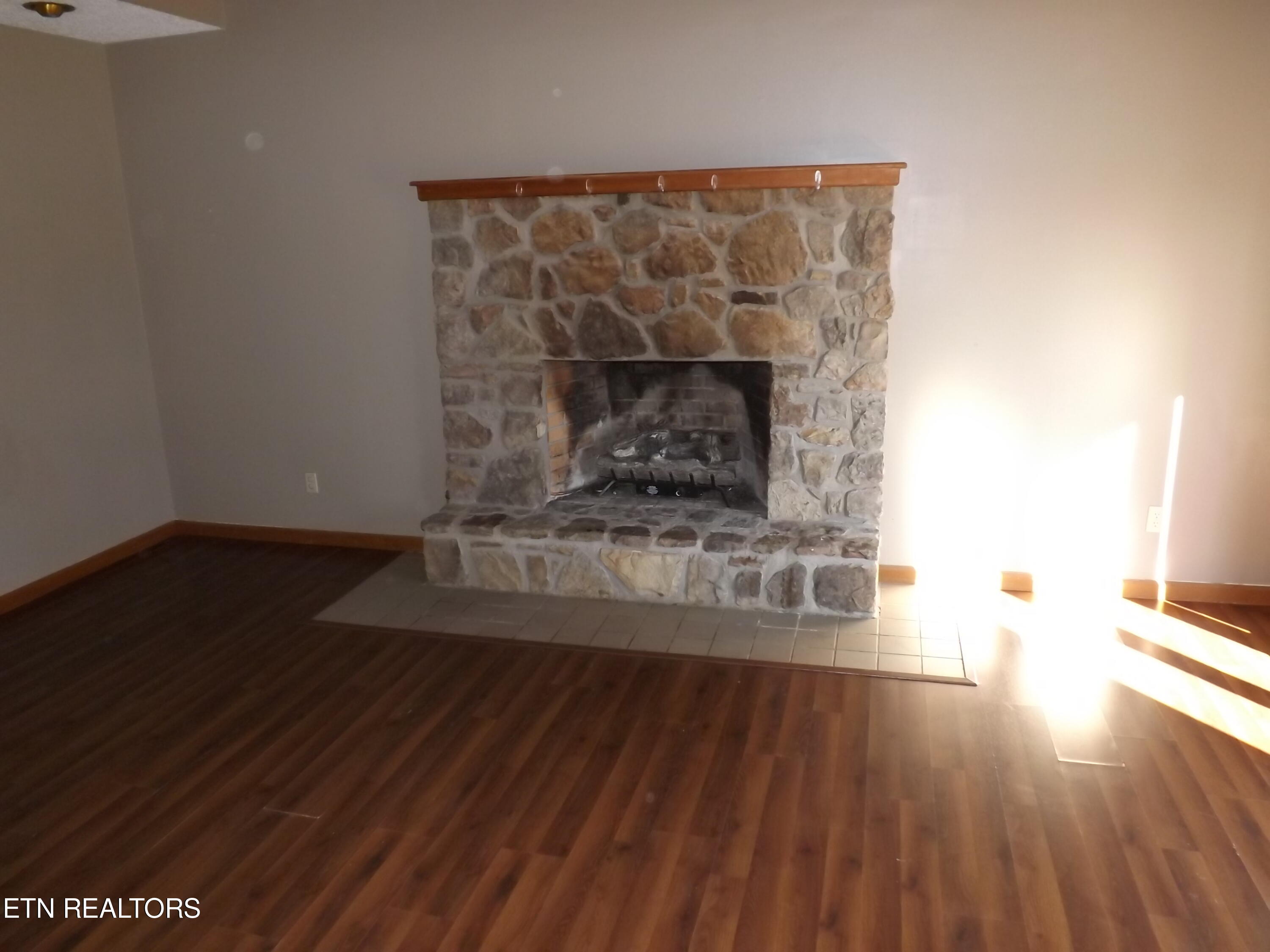 243 Iris Drive Harrogate, TN 37752 - Photo 40 of 54 DSCF1540