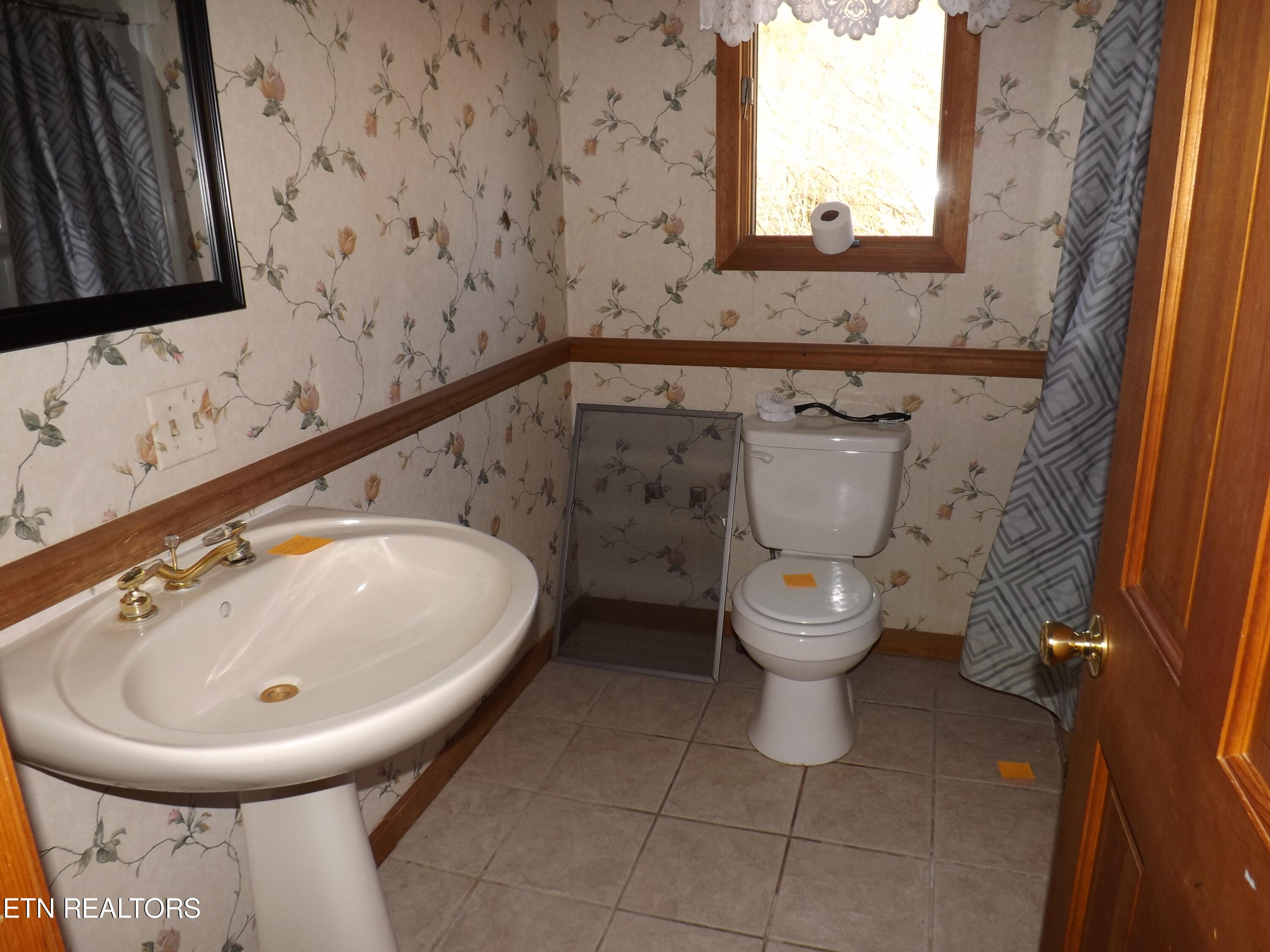 243 Iris Drive Harrogate, TN 37752 - Photo 48 of 54 DSCF1532