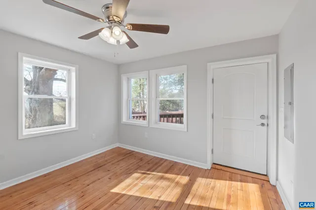 $350,000 | 4292 West River Road, Scottsville, VA 24590