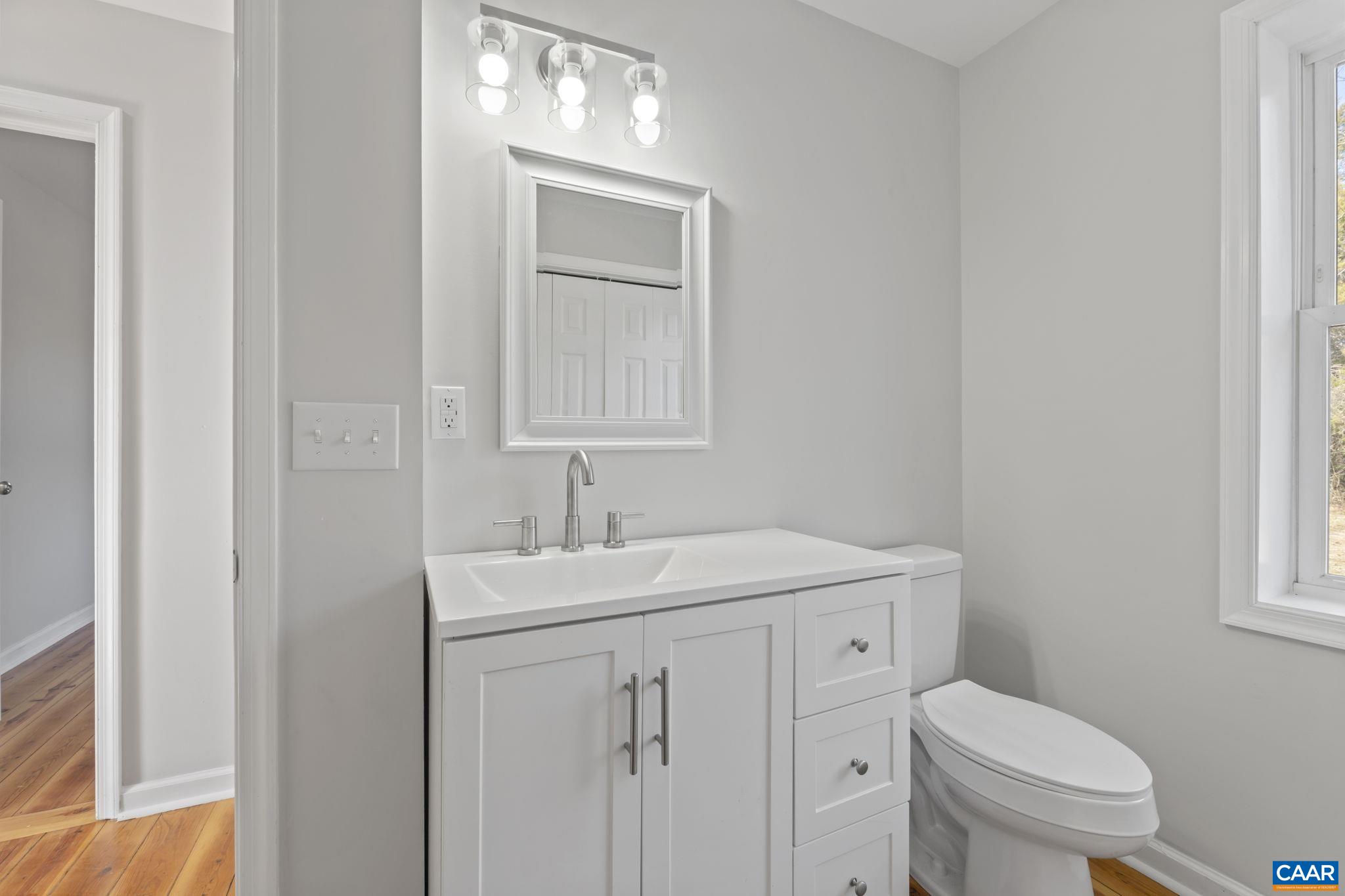 4292 West River Road Scottsville, VA 24590 - Photo 17 of 26