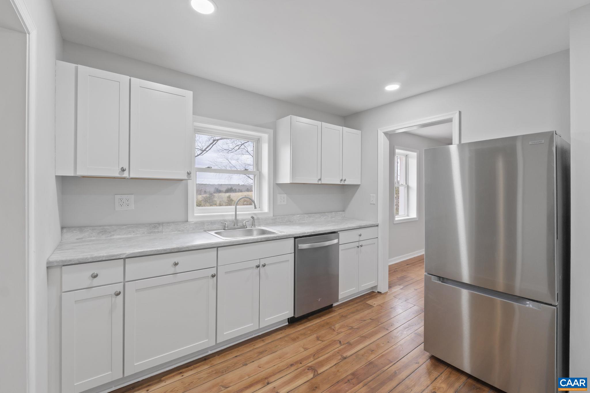 4292 West River Road Scottsville, VA 24590 - Photo 8 of 26