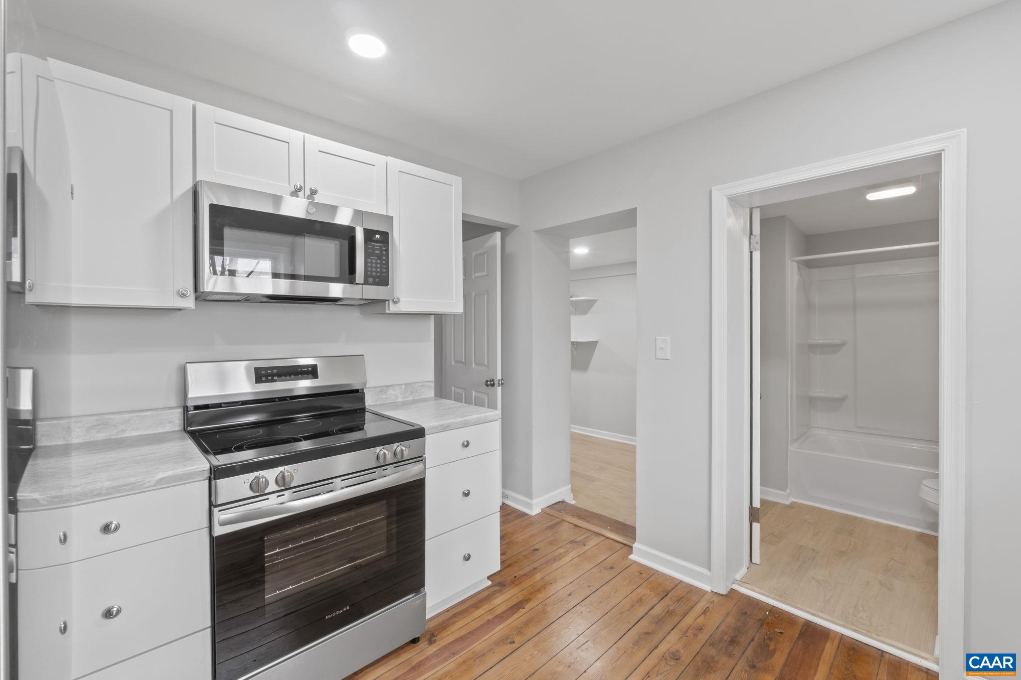 4292 West River Road Scottsville, VA 24590 - Photo 9 of 26