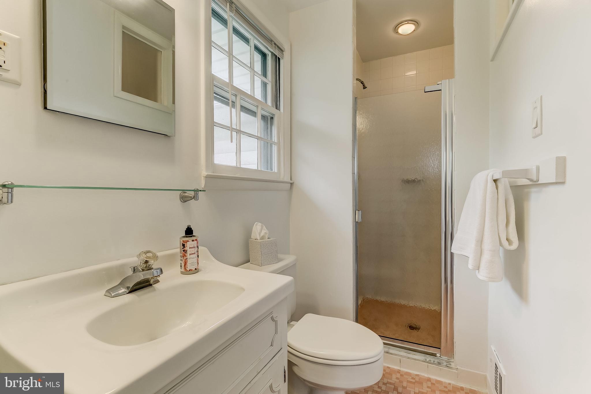 101 Belfast Road Lutherville-Timonium, MD 21093 - Photo 36 of 62 Primary Bath