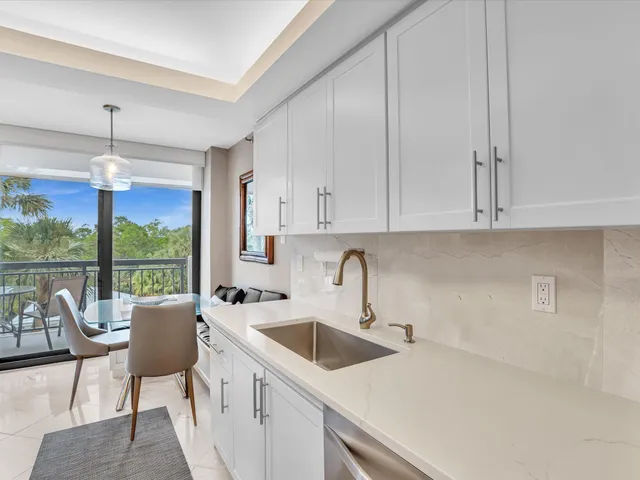 $845,000 | 2001 North Ocean Boulevard, Unit 305, Boca Raton, FL 33431