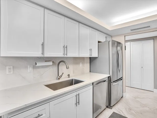 $845,000 | 2001 North Ocean Boulevard, Unit 305, Boca Raton, FL 33431