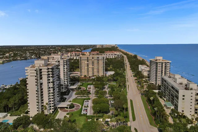 $845,000 | 2001 North Ocean Boulevard, Unit 305, Boca Raton, FL 33431