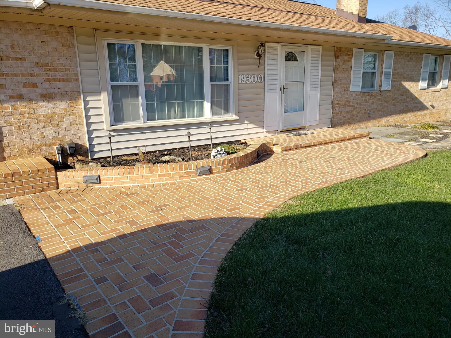19300 Olney Mill Road Olney, MD 20832 - Photo 1 of 35 Front view