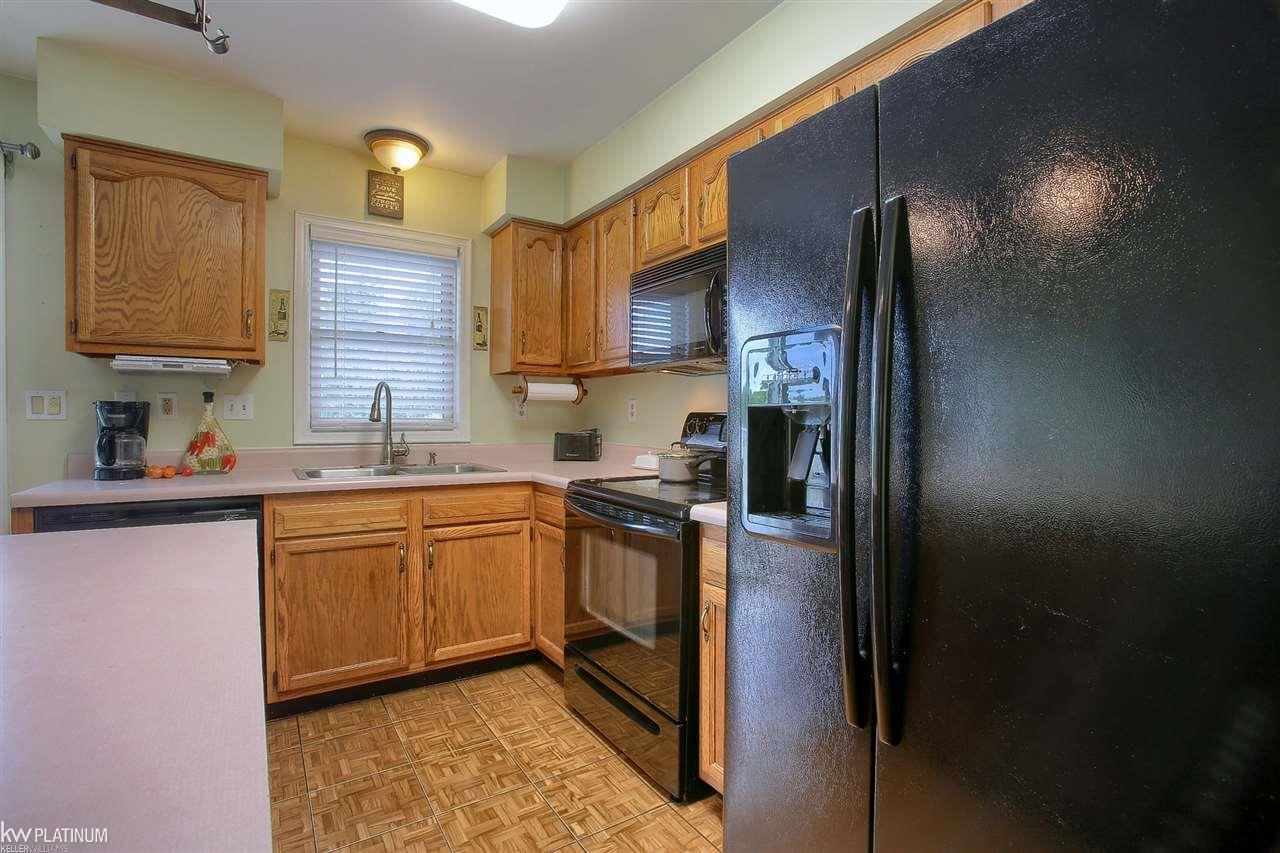 1954 Berville Road Allenton, MI 48002 - Photo 8 of 29