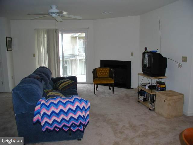 146 Sparrow Road Hummelstown, PA 17036 - Photo 4 of 6 Gallery Image 4
