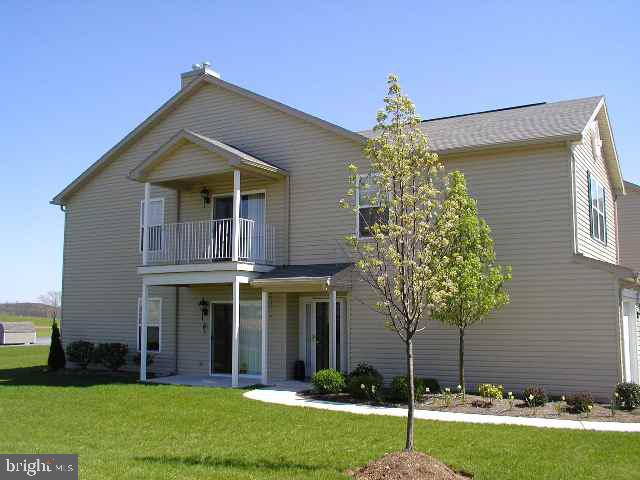 146 Sparrow Road Hummelstown, PA 17036 - Photo 5 of 6 Gallery Image 5