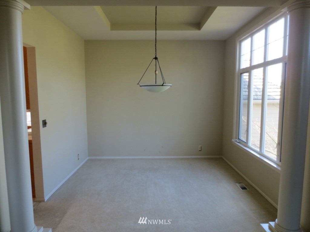 20404 29th Avenue Southeast Bothell, WA 98021 - Photo 5 of 25