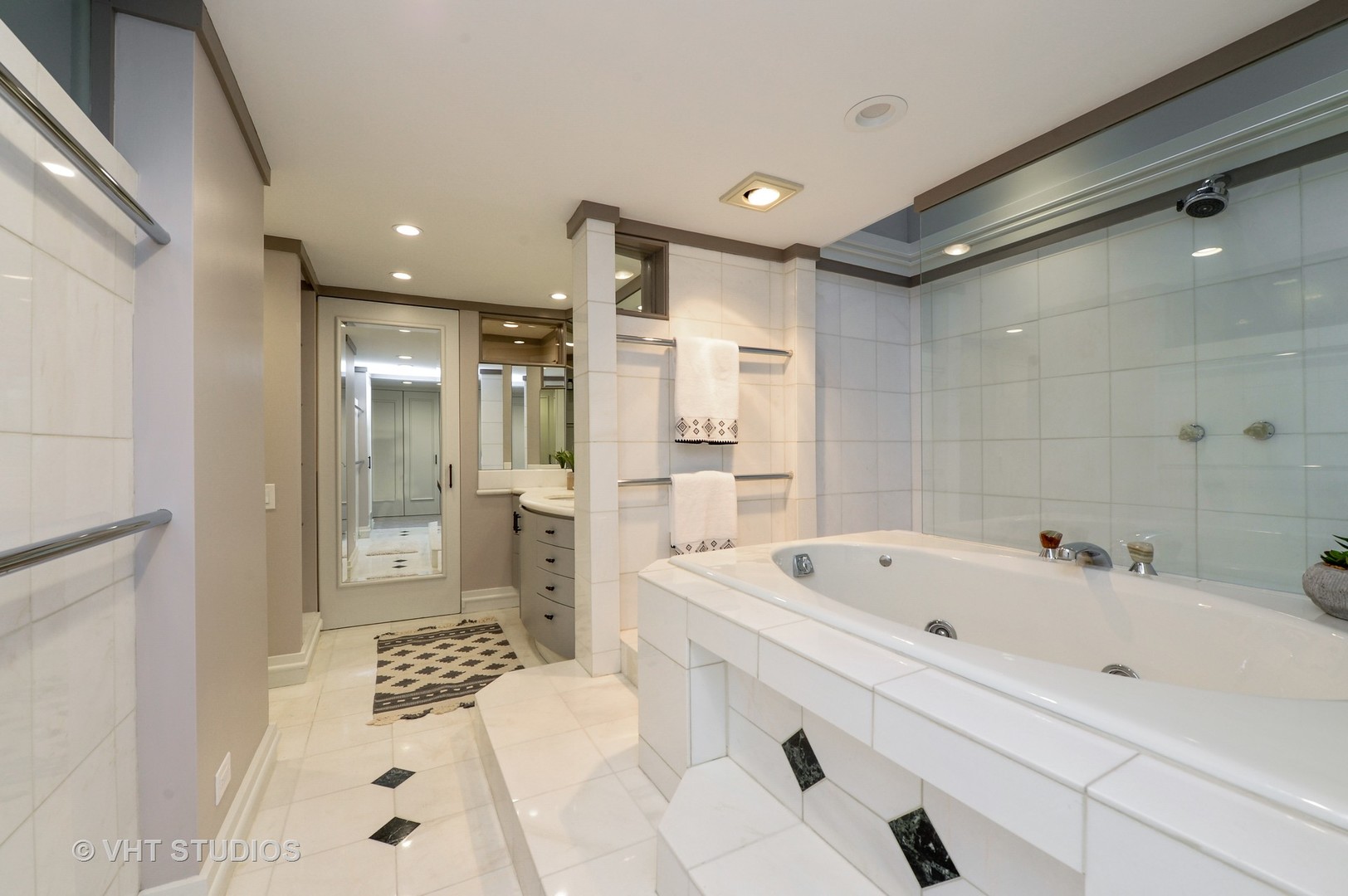 400 South Green Street, Unit 501 Chicago, IL 60607 - Photo 17 of 19