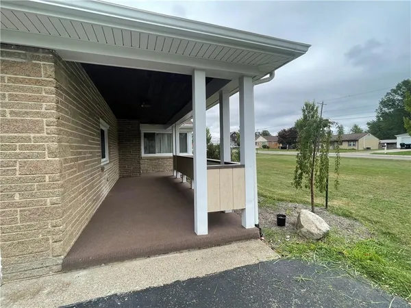 $314,900 | 110 Ellis Avenue, Hermitage, PA 16148