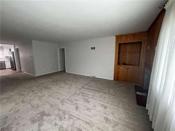 $314,900 | 110 Ellis Avenue, Hermitage, PA 16148