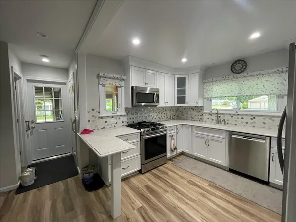 $314,900 | 110 Ellis Avenue, Hermitage, PA 16148