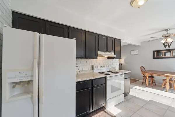 $190,000 | 331 Scarlett Oak Lane, Perry, MI 48872