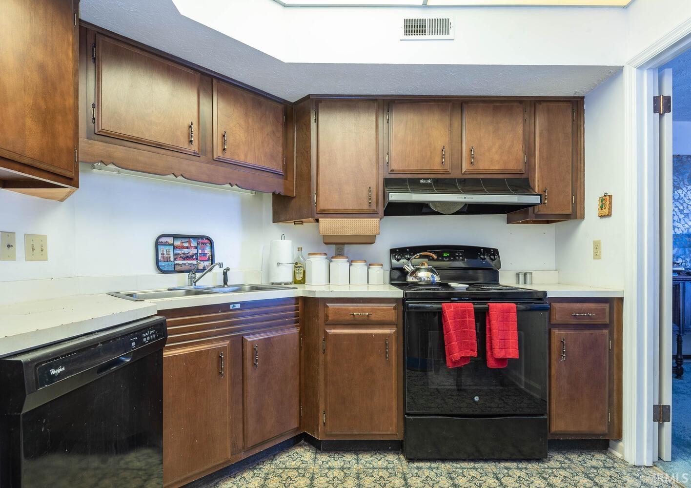 2606 East 2nd Street, Unit E Bloomington, IN 47401 - Photo 8 of 20