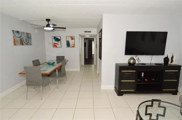 $1,850 | 12760 Indian Rocks Road, Unit 555, Largo, FL 33774
