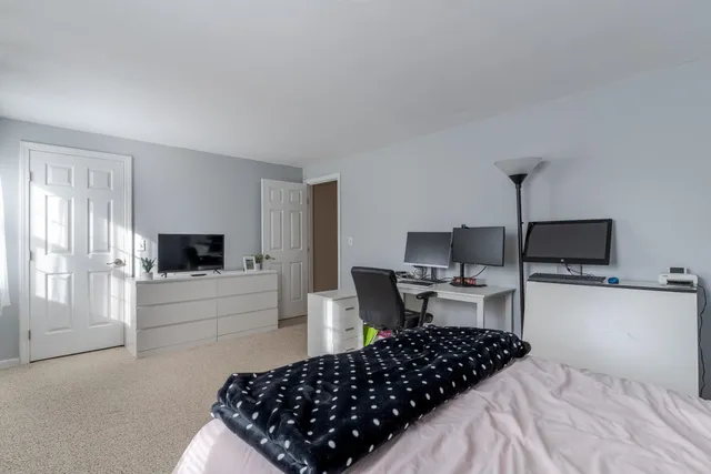 $324,900 | 165 Blackwater Road, Unit 20, Somersworth, NH 03878