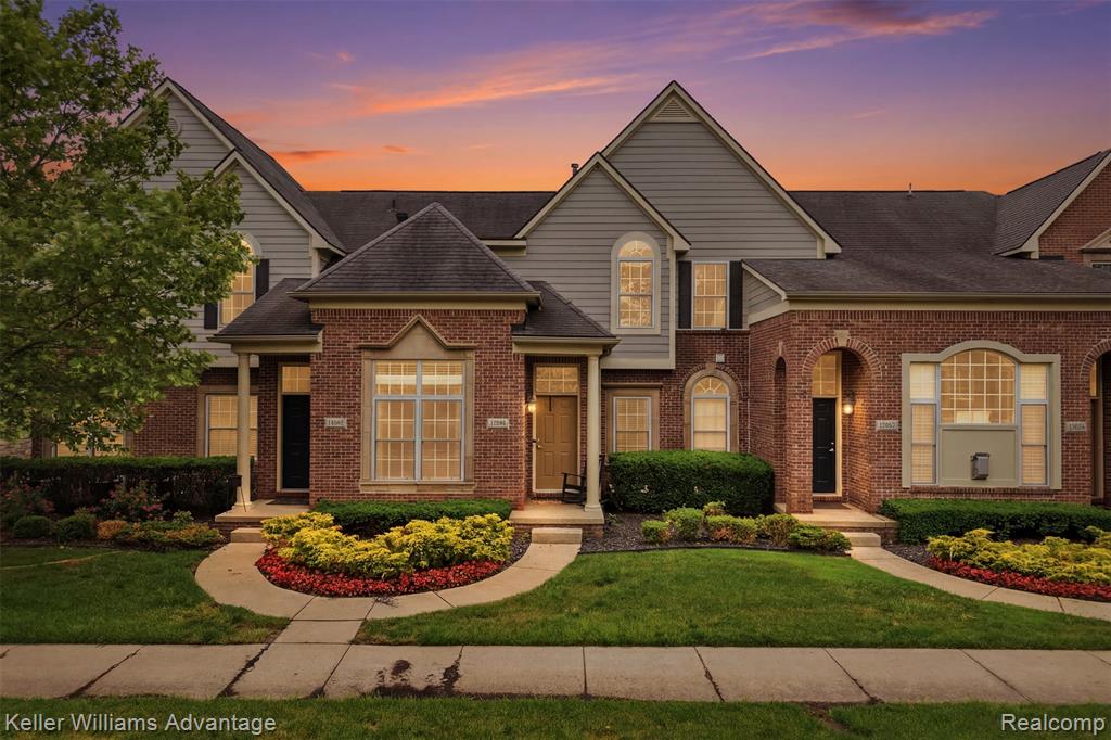 45658 South Stonewood Road Canton, MI 48187 - Photo 1 of 41