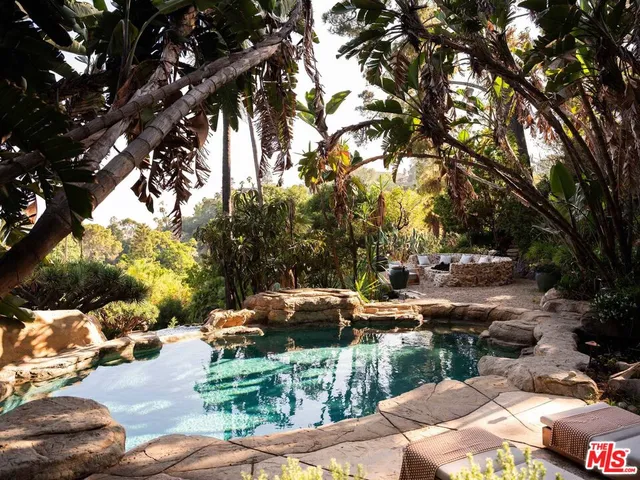 $9,995,000 | 2666 Aberdeen Avenue, Los Angeles, CA 90027