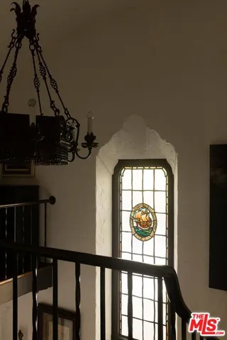 a view of entryway with a front door