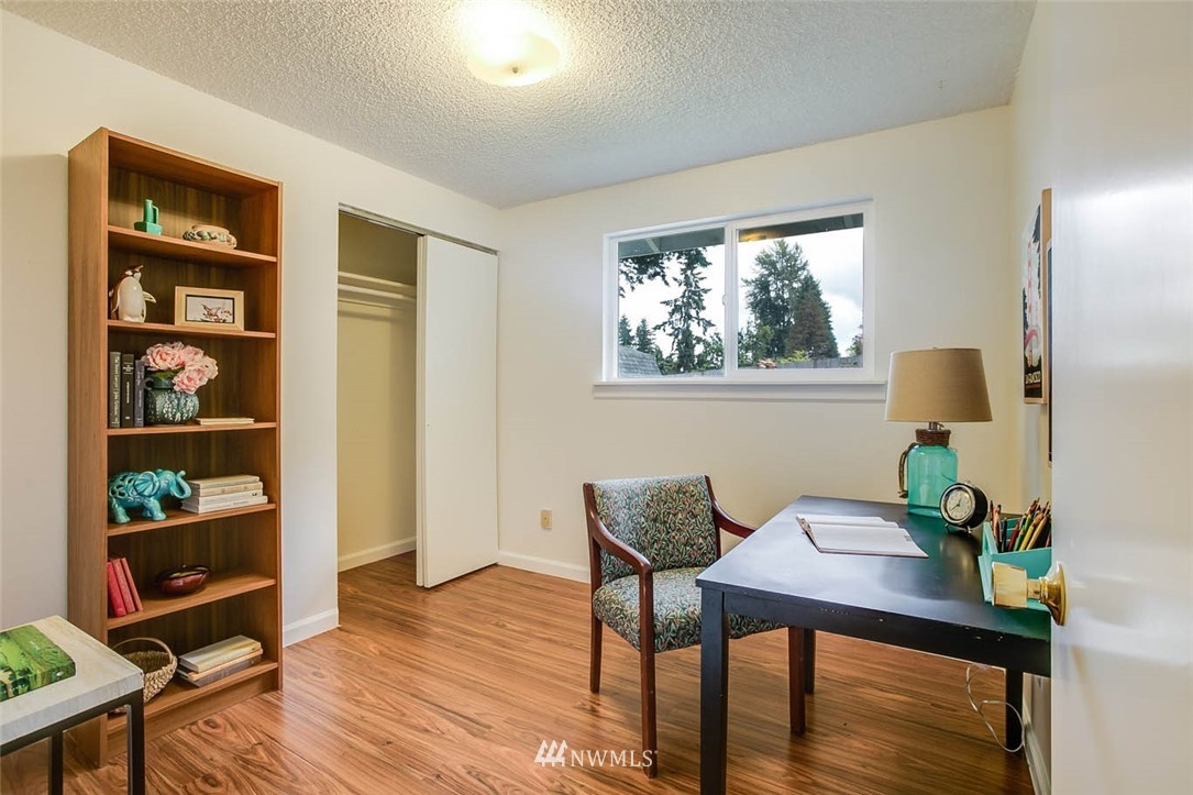 4411 Southeast 2nd Place Renton, WA 98059 - Photo 13 of 22