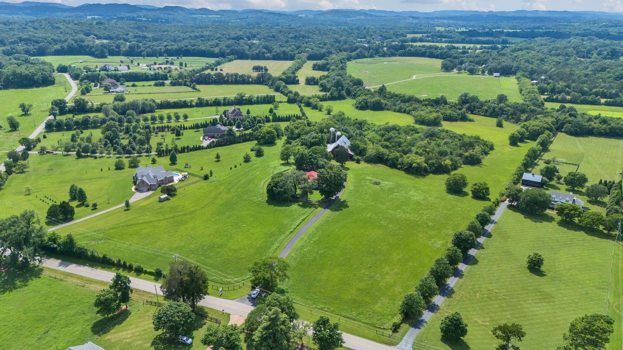 4125 Trinity Road Franklin, TN 37067 - Photo 39 of 44 an aerial view of a golf course with parking space