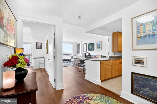 $399,900 | 717 South Christopher Columbus Boulevard, Unit 916, Philadelphia, PA 19147