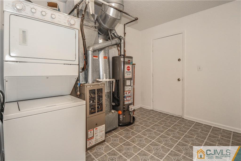41 Inverness Drive Edison, NJ 08820 - Photo 12 of 22 Gallery Image 12