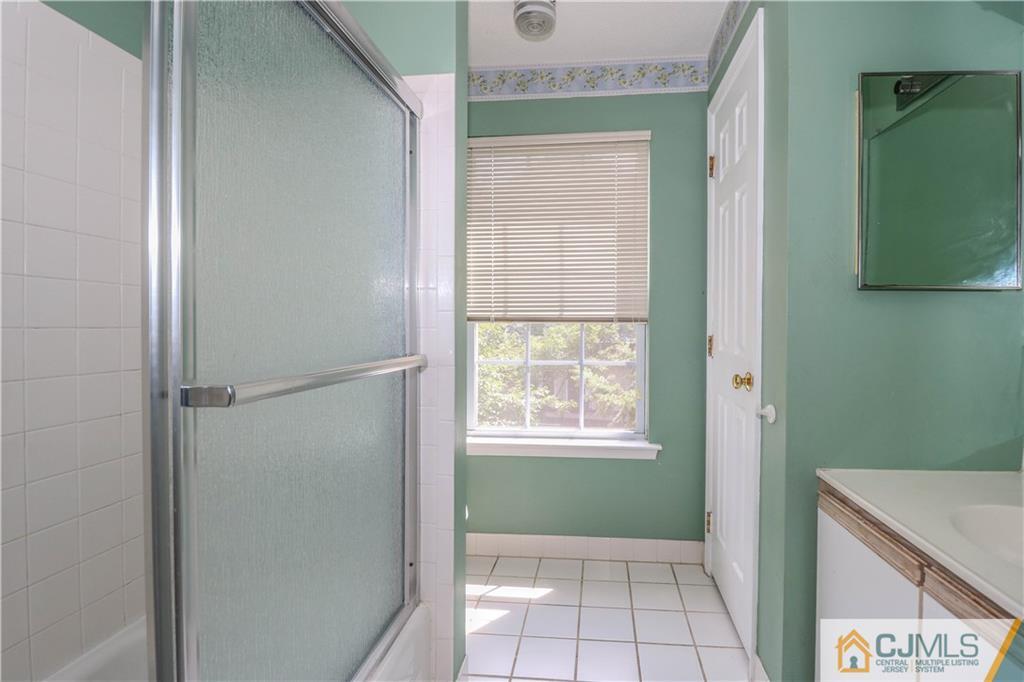 41 Inverness Drive Edison, NJ 08820 - Photo 16 of 22 Gallery Image 16
