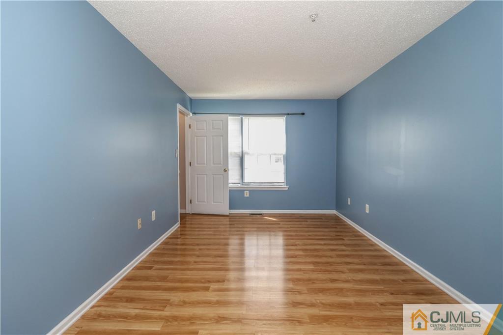 41 Inverness Drive Edison, NJ 08820 - Photo 20 of 22 Gallery Image 20