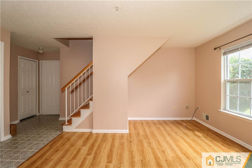 41 Inverness Drive Edison, NJ 08820 - Photo 10 of 22 Gallery Image 10