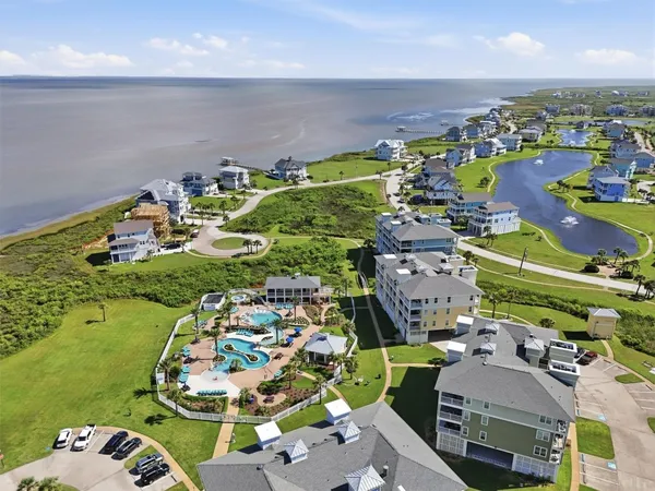 $479,000 | 27010 Estuary Drive, Unit 203, Galveston, TX 77554